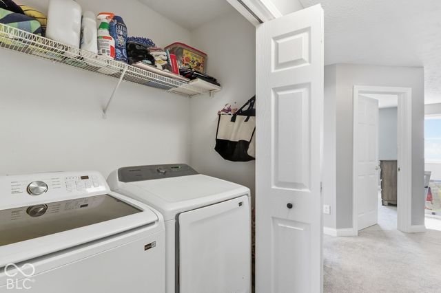 8035 Meadow Bend Lane, Indianapolis, IN 46259