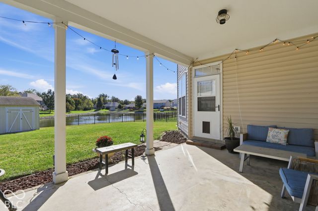 8035 Meadow Bend Lane, Indianapolis, IN 46259