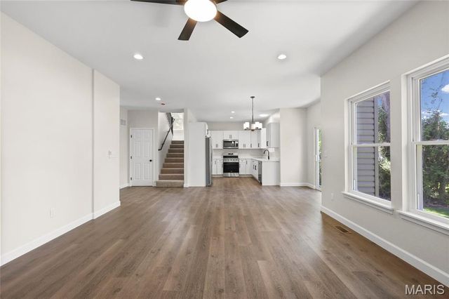 300 Vest Avenue, Valley Park, MO 63088