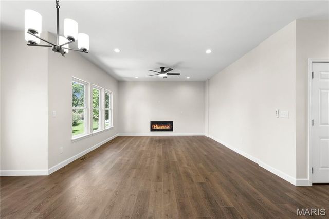 300 Vest Avenue, Valley Park, MO 63088