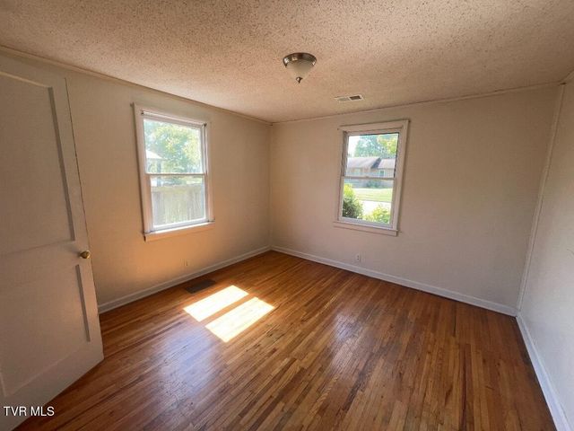 1620 Hermitage Drive, Kingsport, TN 37664