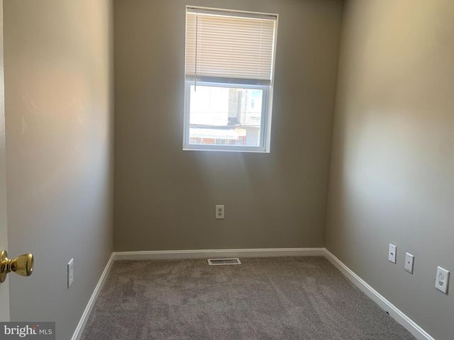 2504 FRANKLIN ST W, Baltimore, MD 21223