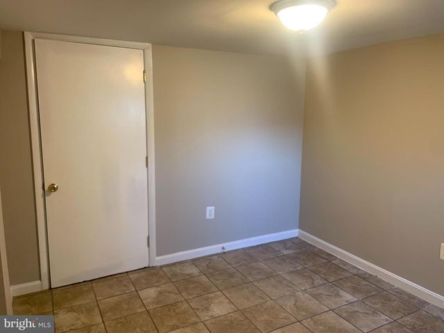 2504 FRANKLIN ST W, Baltimore, MD 21223