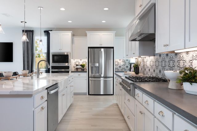 12704 Castaic Lake Way, Rancho Cordova, CA 95742