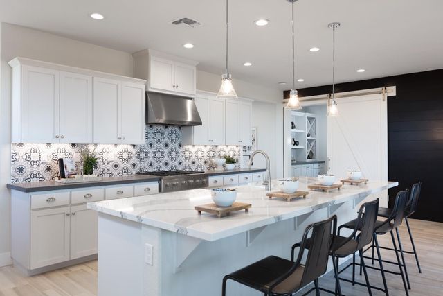 12704 Castaic Lake Way, Rancho Cordova, CA 95742