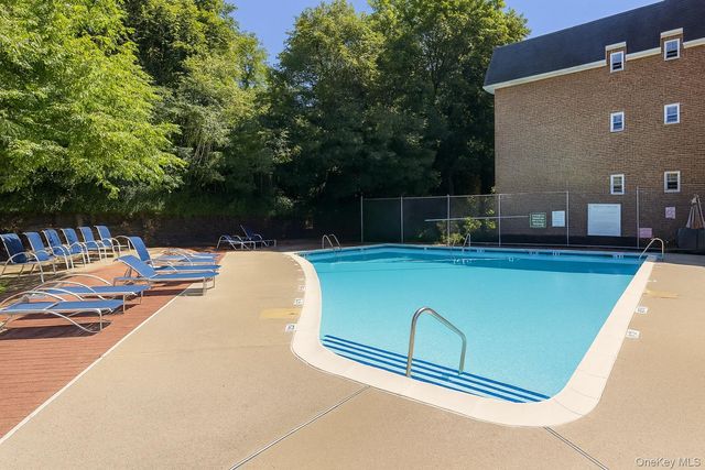 400 Maryland Avenue 1D, Staten Island, NY 10305