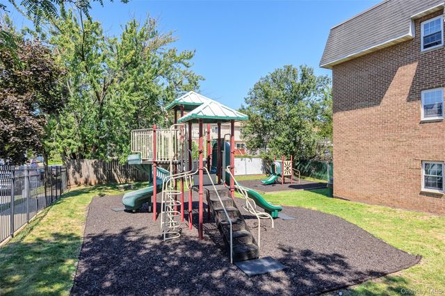 400 Maryland Avenue 1D, Staten Island, NY 10305