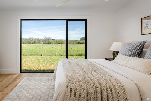 2998 W Dry Creek Rd, Healdsburg, CA 95448