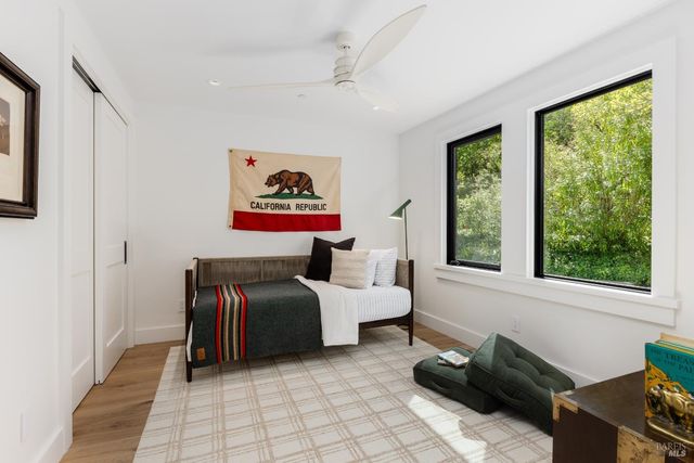 2998 W Dry Creek Rd, Healdsburg, CA 95448