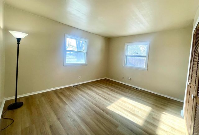 3209 W Twickingham Drive, Muncie, IN 47304