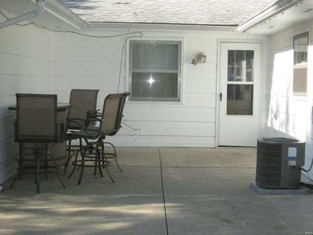 3209 W Twickingham Drive, Muncie, IN 47304