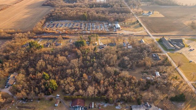 655 Orchid Street SE, Demotte, IN 46310