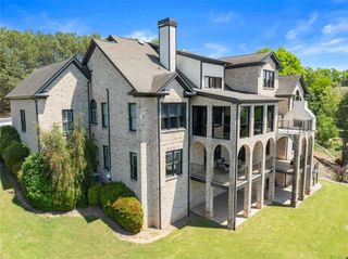 2771 Point Overlook, Gainesville, GA 30501