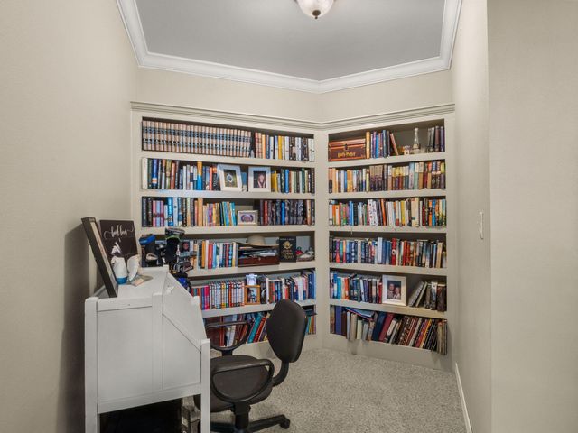 131 Kingswood Grove, Hornbeck, LA 71439