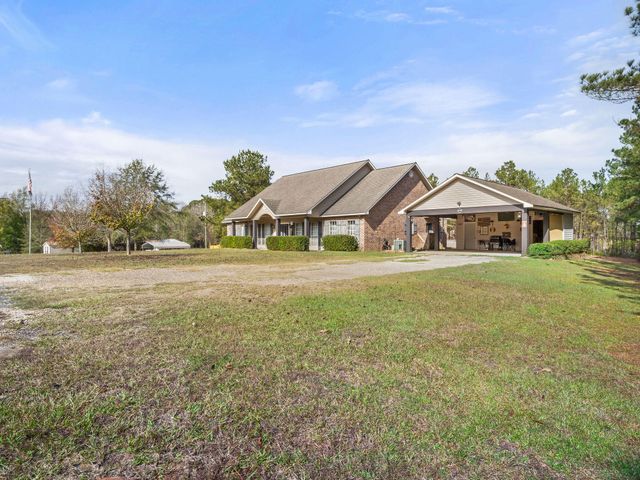 131 Kingswood Grove, Hornbeck, LA 71439