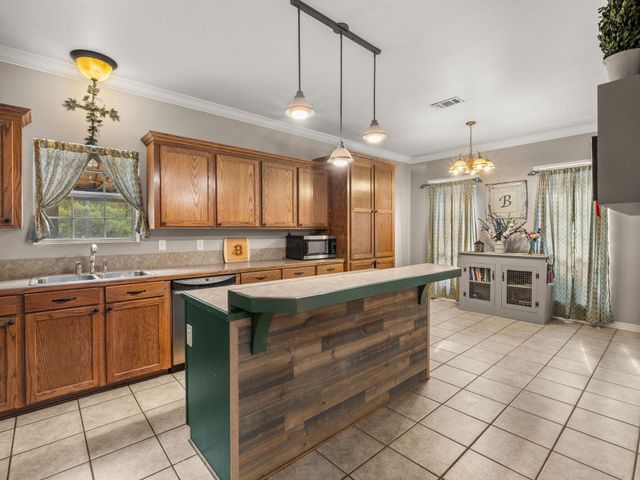 131 Kingswood Grove, Hornbeck, LA 71439