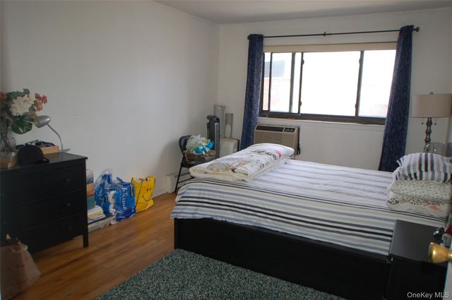 80-36 138th Street, Briarwood, NY 11435