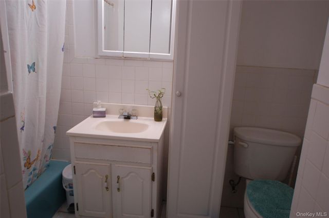 80-36 138th Street, Briarwood, NY 11435