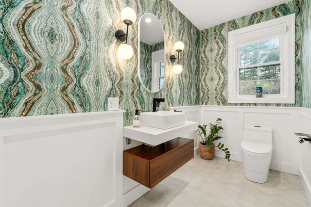 60 Claybrook Road, Dover, MA 02030