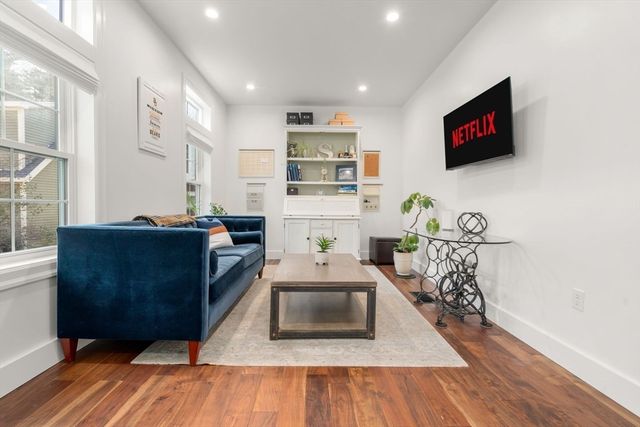 60 Claybrook Road, Dover, MA 02030