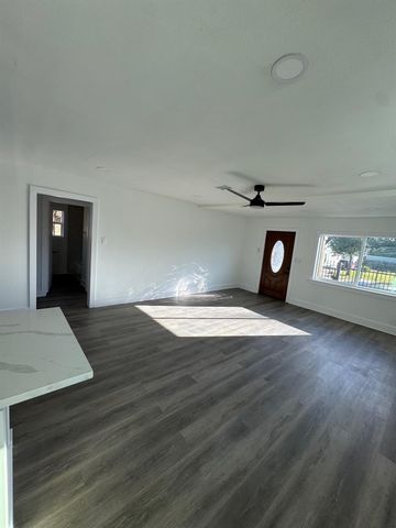 7909 Goode Street, Houston, TX 77012