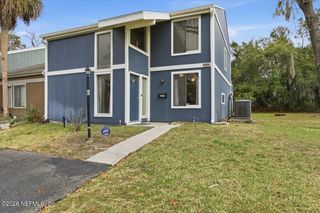 6197 LAKE LUGANO Drive 6197, Jacksonville, FL 32256