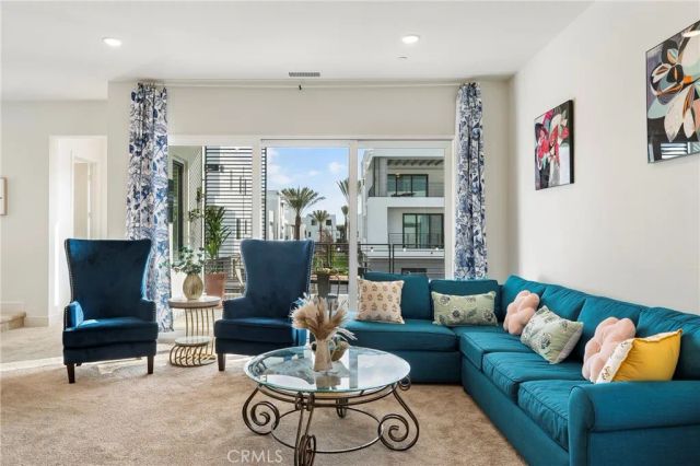 2053 Peebler Way, Tustin, CA 92782