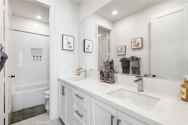 2053 Peebler Way, Tustin, CA 92782