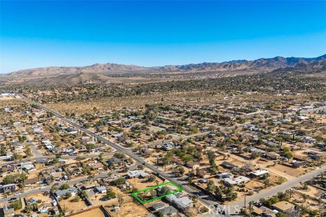 56026 Onaga Trl, Yucca Valley, CA 92284