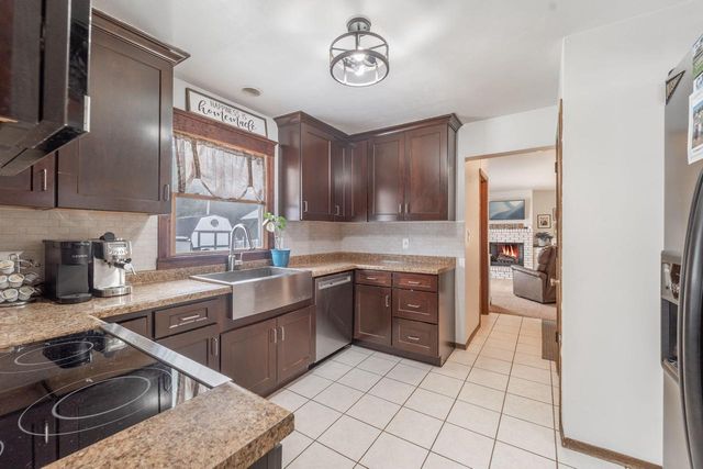 519 Dunford DRIVE, Burlington, WI 53105