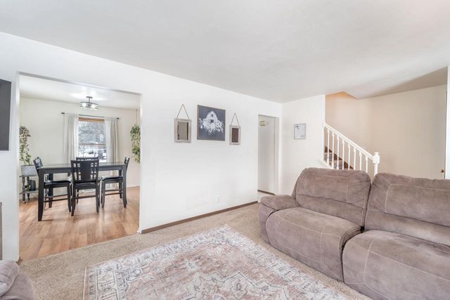 519 Dunford DRIVE, Burlington, WI 53105