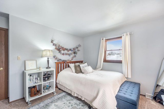 519 Dunford DRIVE, Burlington, WI 53105