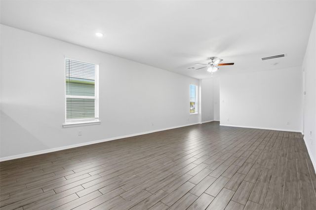 25566 Northpark Spruce Drive, Porter, TX 77365