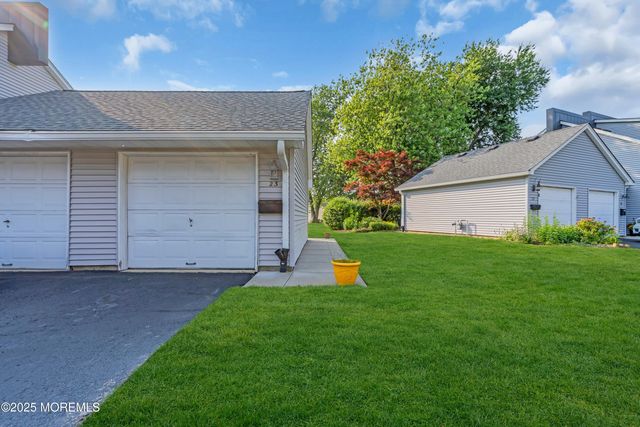 23 Arlene Court, 4103, Brick, NJ 08723