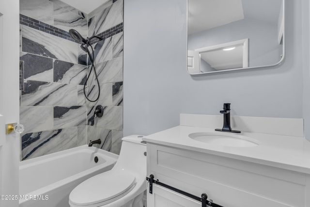 23 Arlene Court, 4103, Brick, NJ 08723
