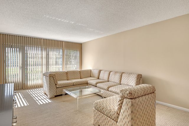 13841 Royal Palm Court A, Delray Beach, FL 33484