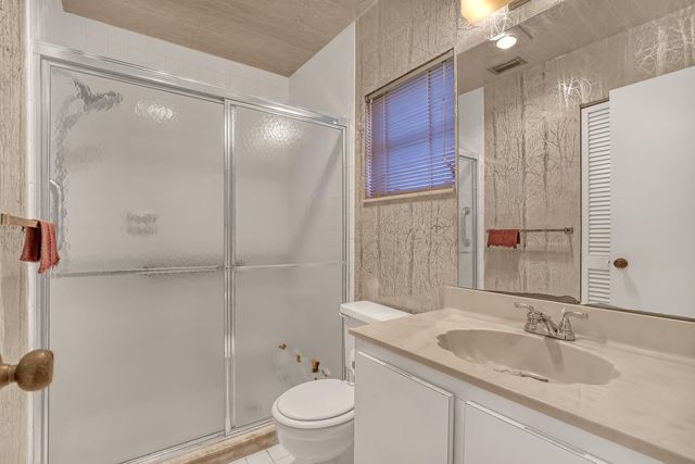 13841 Royal Palm Court A, Delray Beach, FL 33484