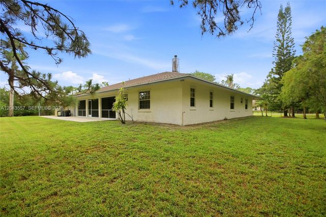 14727 N 94th St N, West Palm Beach, FL 33412