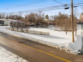 581 Trenton Avenue, Cincinnati, OH 45238