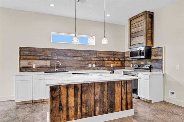 145 Meadowview Drive, Trinity, TX 75862