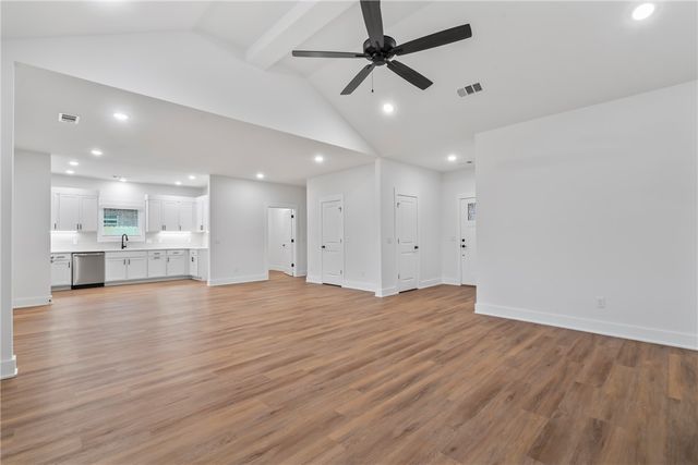 156 N Panther Avenue, Farmington, AR 72730