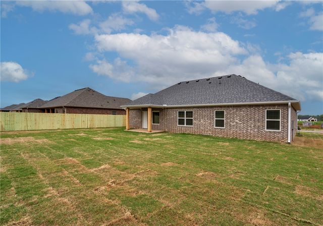 156 N Panther Avenue, Farmington, AR 72730