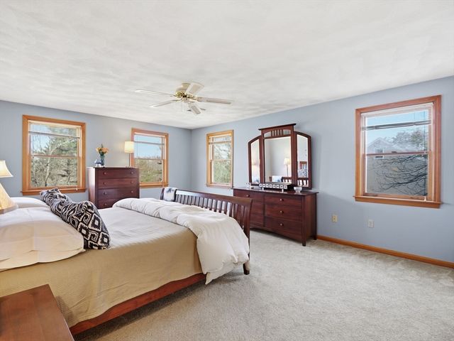 195 Farnum St, North Andover, MA 01845