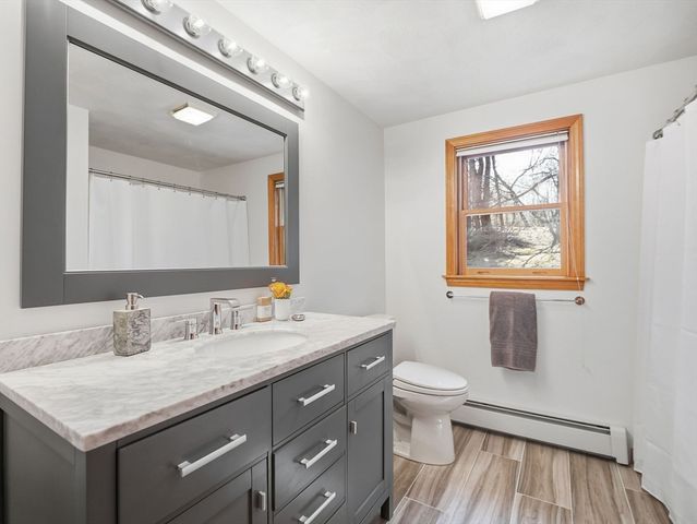 195 Farnum St, North Andover, MA 01845