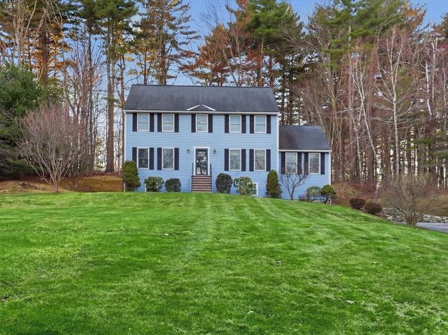 195 Farnum St, North Andover, MA 01845