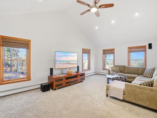 195 Farnum St, North Andover, MA 01845