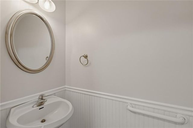 402 FREEDOM Lane, Peachtree City, GA 30269