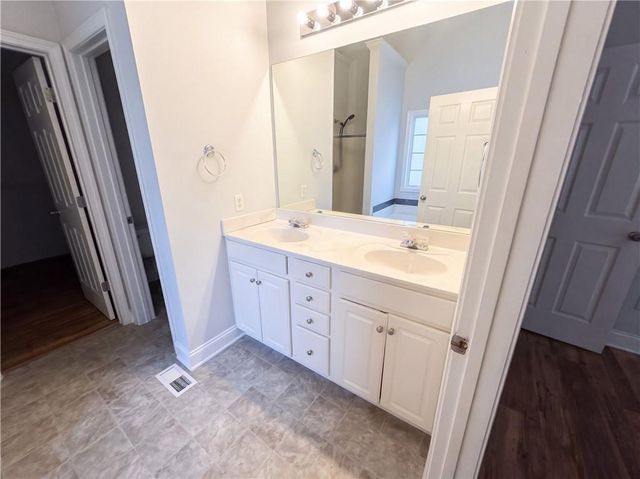 8230 Mossybrook Lane, Douglasville, GA 30135