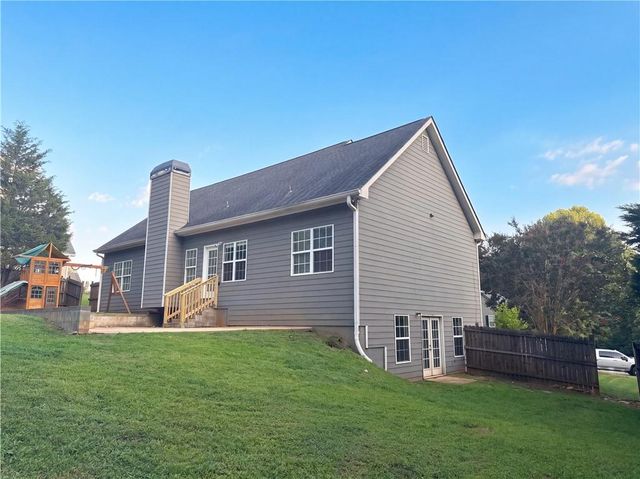 8230 Mossybrook Lane, Douglasville, GA 30135