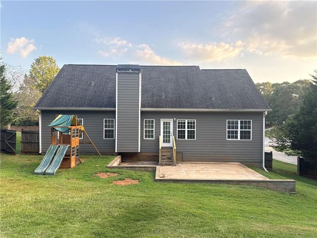 8230 Mossybrook Lane, Douglasville, GA 30135